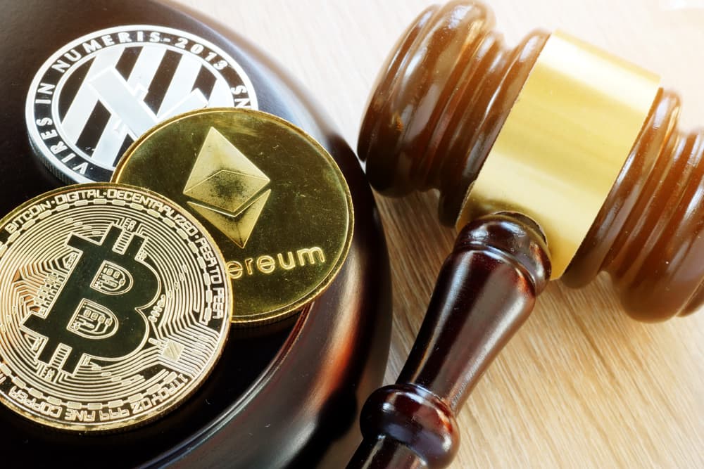 Jefes de finanzas del G7 apoyan pedidos de regulaciones sobre cripto