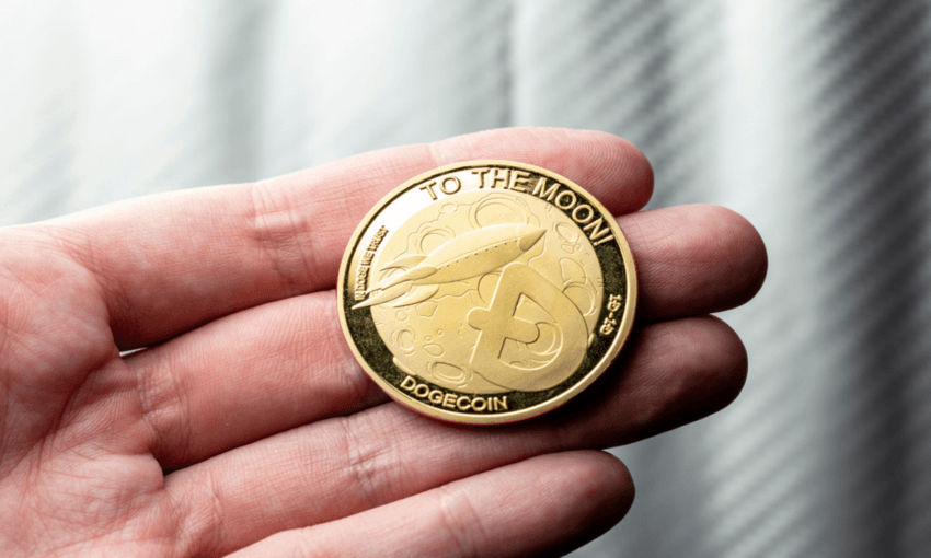 Mientras la tracción de Dogecoin y Shiba Inu se ralentiza, NuggetRush desafía pronósticos con un aumento del 20%